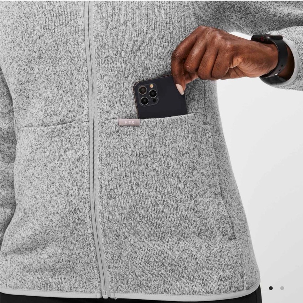 Figs On-Shift Sweater Knit Women's Gray Fleece Jacket $98 sz XL zip scrubs - Picture 2 of 12